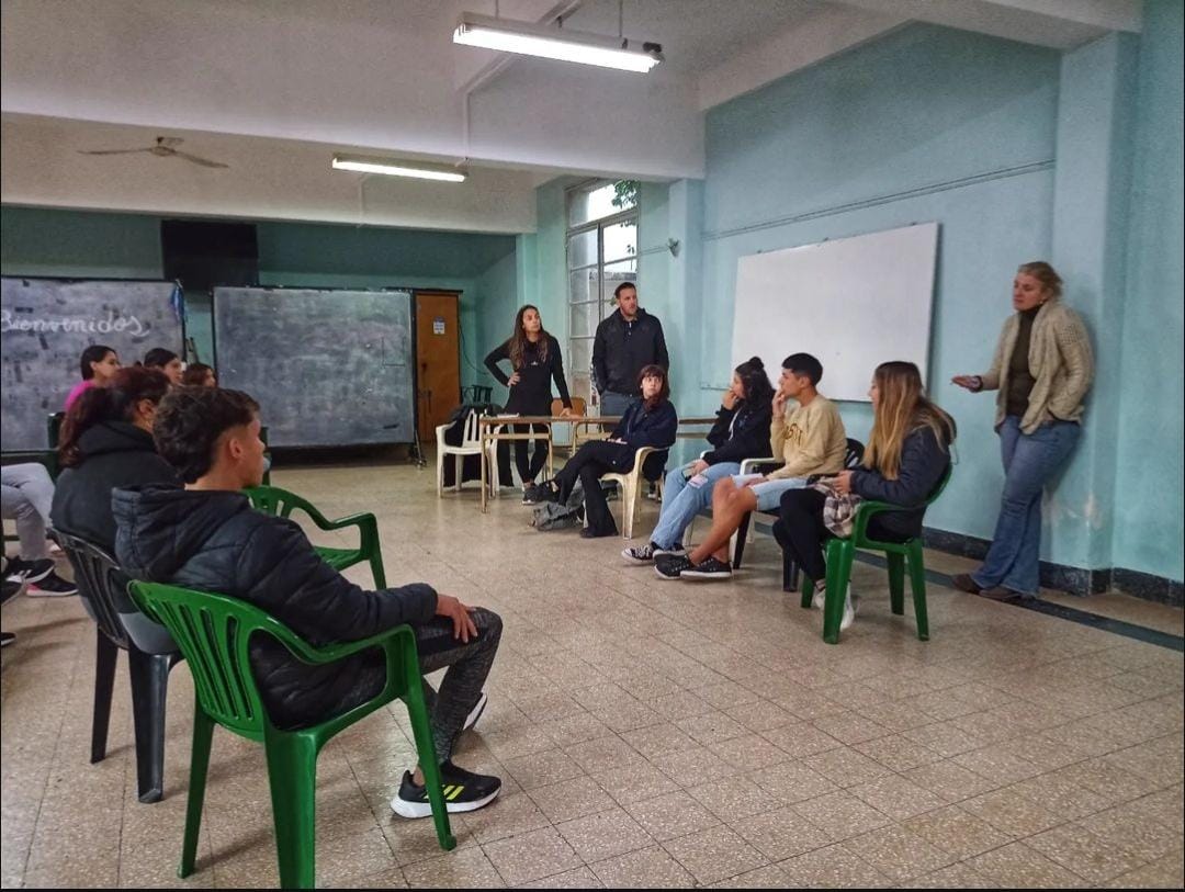 Reunión con delegados de carrozas